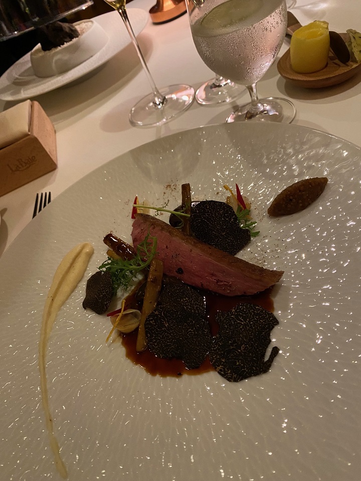 大阪フレンチ「ラ・ベ」で満足ディナー The Ritz-Carlton&nbsp;Osaka