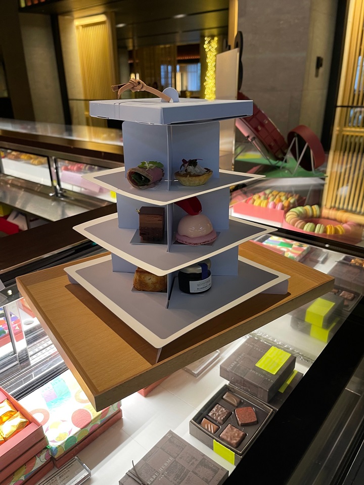 ピエール・エルメ・パリ PIERRE HERMÉ PARIS ザ・リッツ・カールトン京都