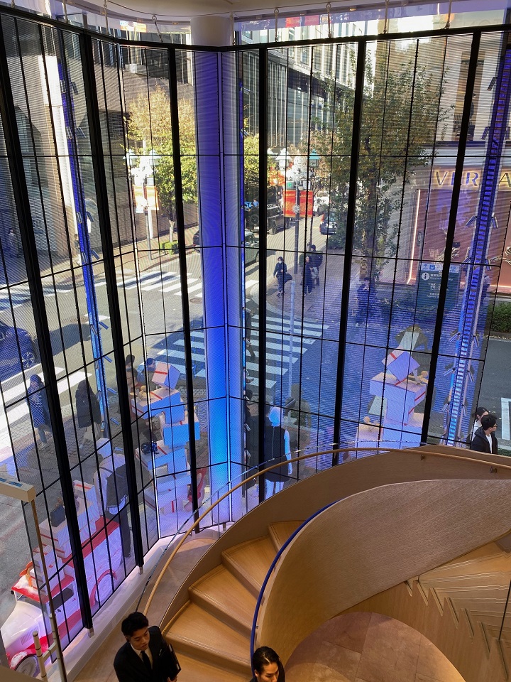 ルイ・ヴィトン 銀座並木通り店 Louis Vuitton