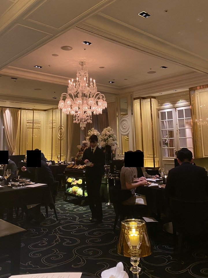 シャトーレストラン ジョエル・ロブション Château Restaurant Joël Robuchon