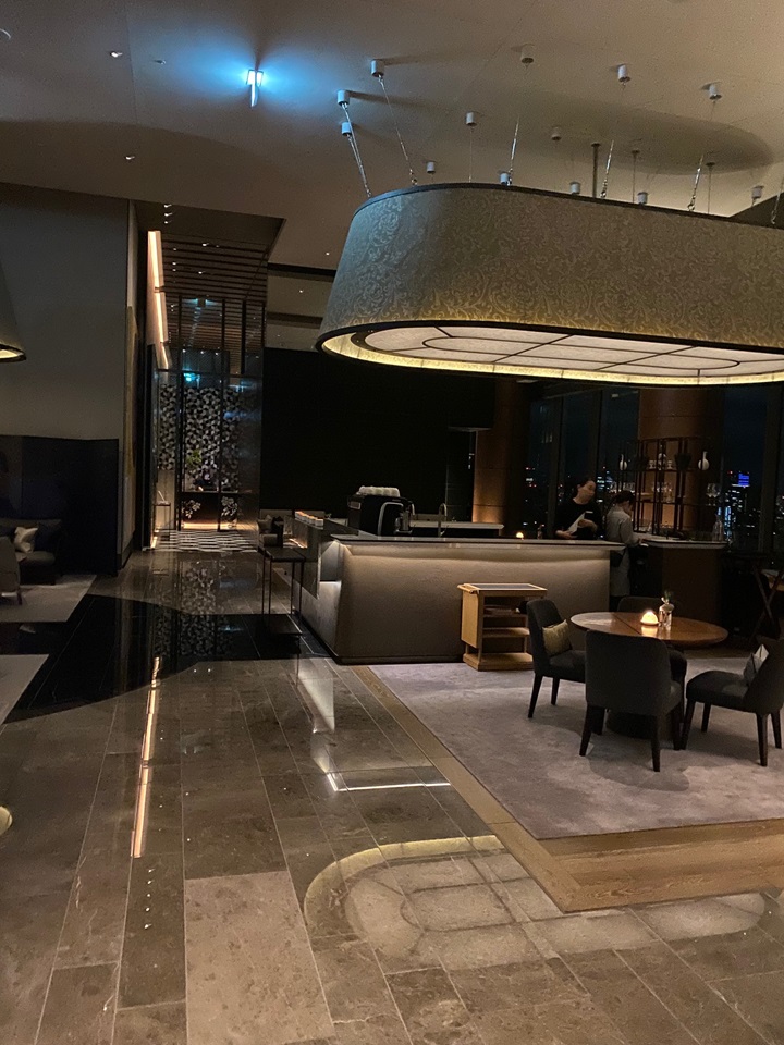 フォーシーズンズホテル東京大手町 Four Seasons Hotel Tokyo at Otemachi