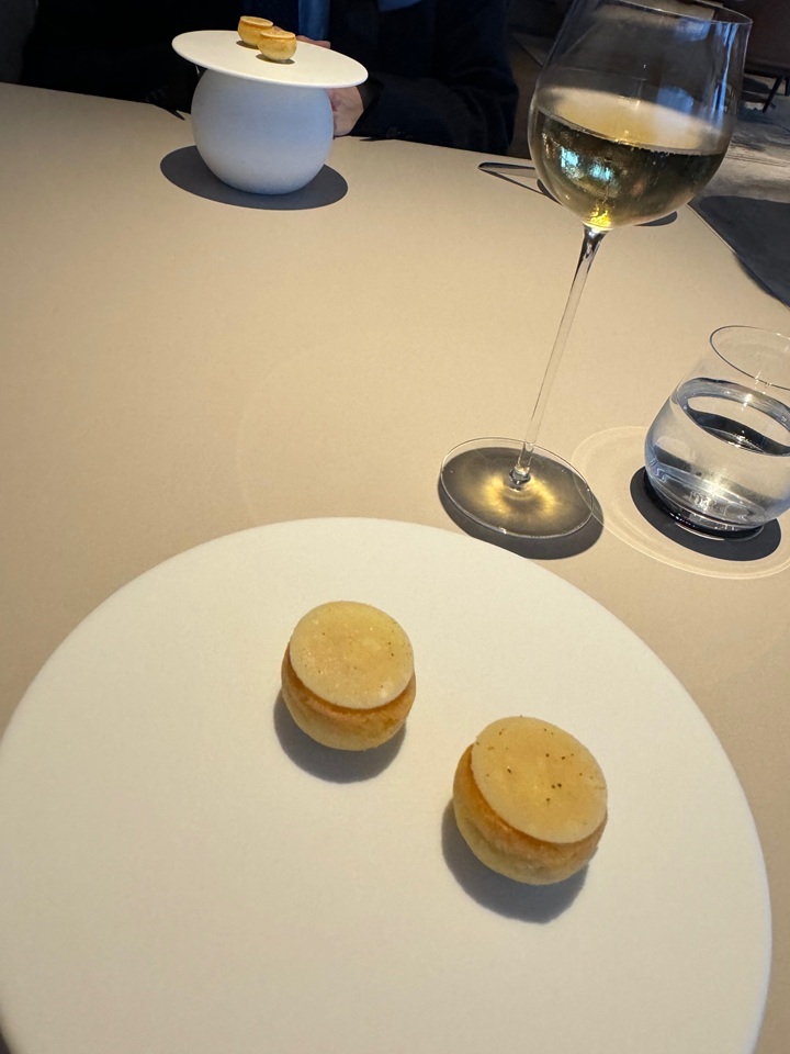 セザン SÉZANNE フォーシーズンズホテル東京丸の内